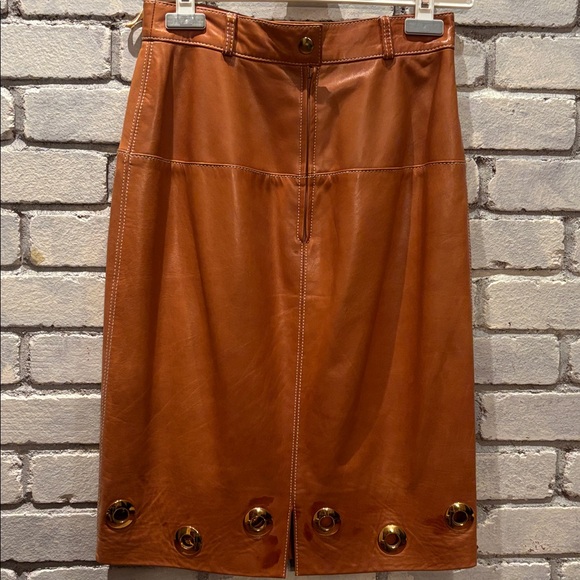 ESCADA LEATHER SKIRT - Picture 4 of 6